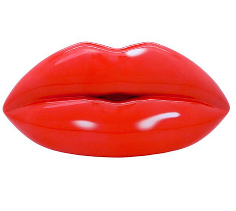W7 - Red KISS KIT